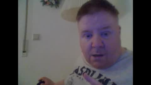 chubby_david online show from February 9, 11:09 pm