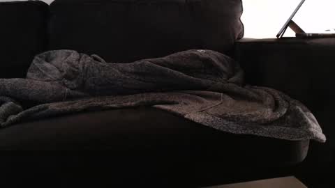 AstorYvr online show from February 18, 3:48 am