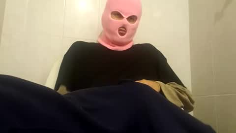 Ernesto online show from December 11, 7:32 am