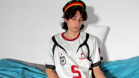 cirosky_elchicopolla online show from April 11, 7:45 am