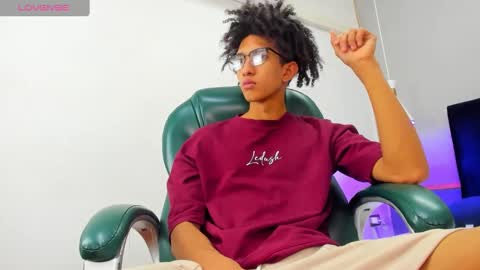 Cj Bocanegra online show from December 11, 8:38 am