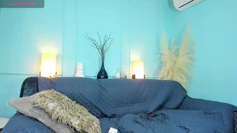 Cj Bocanegra online show from February 2, 12:24 pm