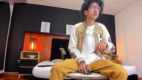 Cj Bocanegra online show from December 13, 9:15 am