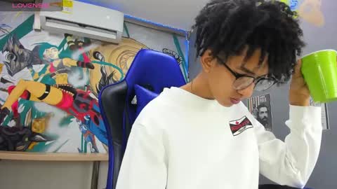 Cj Bocanegra online show from December 31, 11:42 am