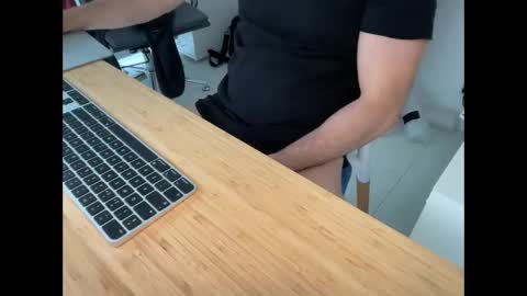 Snapshot of cjamie chatting on January 14, 10:27 am cjamie online show from January 14, 10:27 am