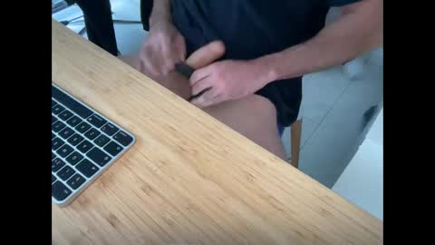 Snapshot of cjamie chatting on December 4, 10:46 am cjamie online show from December 4, 10:46 am