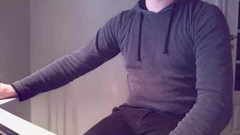 clamshive7 online show from February 14, 6:25 pm