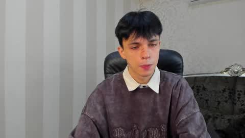 Clark online show from February 22, 9:05 pm