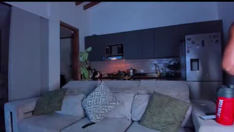 claytonburgues online show from March 4, 3:00 am