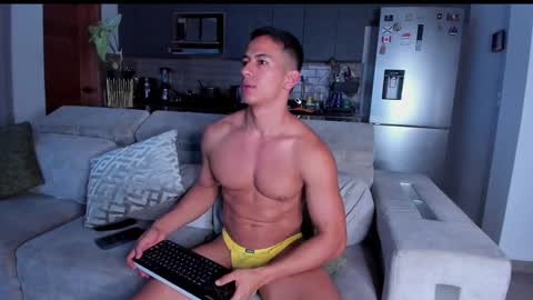 claytonburgues online show from March 10, 1:23 am