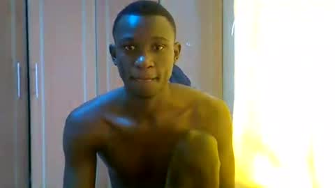 clive_damian online show from July 2, 5:13 am