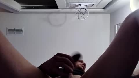 clos925 online show from January 4, 9:43 am