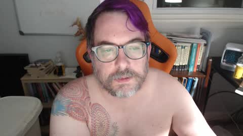  Clyde  Money  online show from November 24, 1:06 am