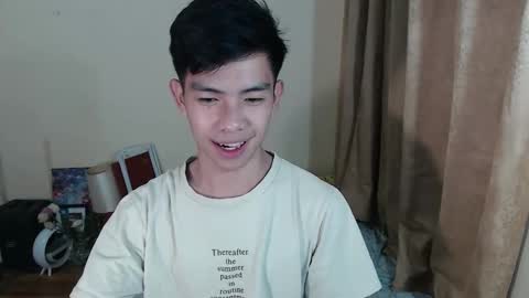 clyde_twinkx online show from February 14, 12:00 pm