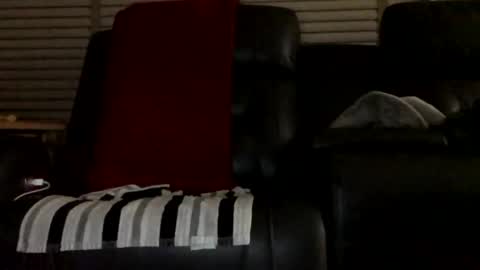 cochranelad online show from December 5, 3:13 am