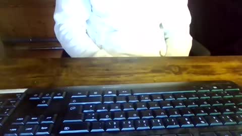 Snapshot of cock4onenight chatting on December 18, 9:47 am cock4onenight online show from December 18, 9:47 am