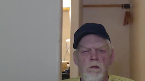 Snapshot of cockreadynow4u chatting on February 7, 7:18 am cockreadynow4u online show from February 7, 7:18 am