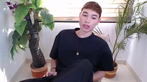 Snapshot of coddy_doll chatting on February 25, 9:02 pm Coddy online show from February 25, 9:02 pm