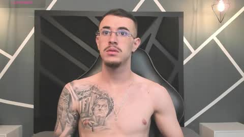 Snapshot of codyywalker chatting on September 19, 5:24 pm Cody Walker online show from September 19, 5:24 pm