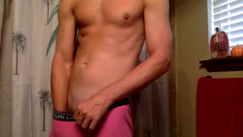 Snapshot of collegedudejames chatting on October 9, 7:08 pm DILF James online show from October 9, 7:08 pm