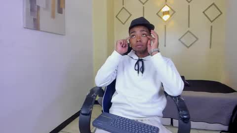 CollemanStone online show from December 23, 3:48 am