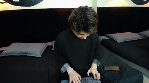 Snapshot of collinstone chatting on February 10, 8:21 pm collinstone online show from February 10, 8:21 pm