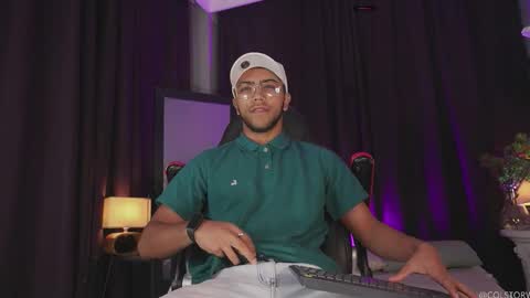 colstorw_ online show from January 12, 10:08 am