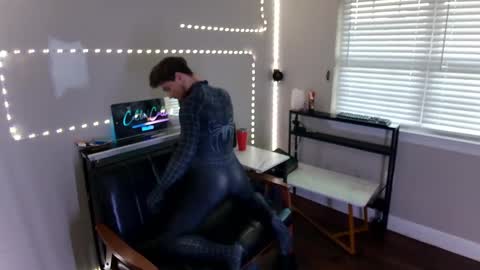 Snapshot of coltoncullens chatting on October 8, 11:20 pm Colton Cullens online show from October 8, 11:20 pm