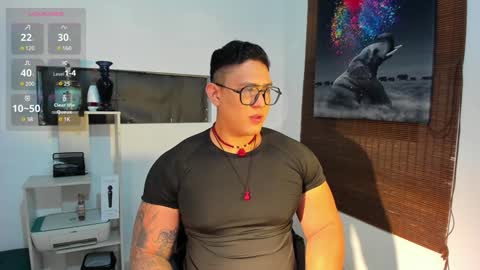 Snapshot of coltonmassif_ chatting on January 9, 6:17 am coltonmassif_ online show from January 9, 6:17 am