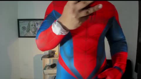 Snapshot of coltonmassif_ chatting on January 31, 1:34 pm coltonmassif_ online show from January 31, 1:34 pm