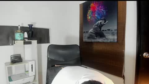 Snapshot of coltonmassif_ chatting on January 26, 11:08 pm coltonmassif_ online show from January 26, 11:08 pm