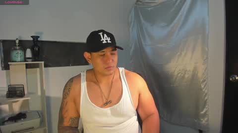 Snapshot of coltonmassif_ chatting on December 20, 7:22 am coltonmassif_ online show from December 20, 7:22 am