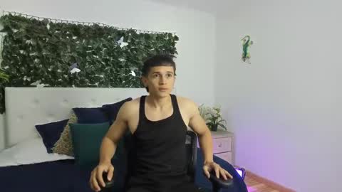 Connor King1 online show from December 16, 12:06 pm