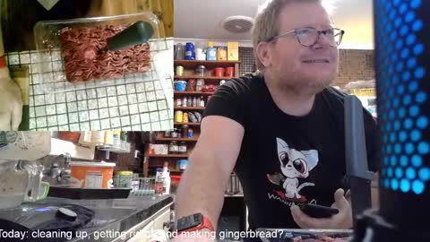 Snapshot of cookieliquor chatting on January 4, 7:55 am Cookie - I do cooking streams occasionally. Next stream  online show from January 4, 7:55 am