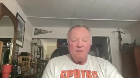 Snapshot of cookoosnest chatting on September 22, 3:17 am cookoosnest online show from September 22, 3:17 am