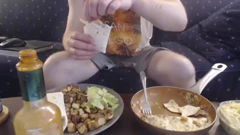 copper_crotch online show from February 19, 3:14 am