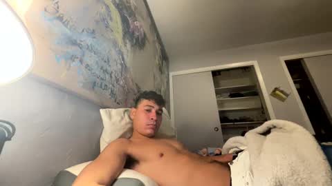 Snapshot of coronelking chatting on January 15, 5:19 am coronelking online show from January 15, 5:19 am