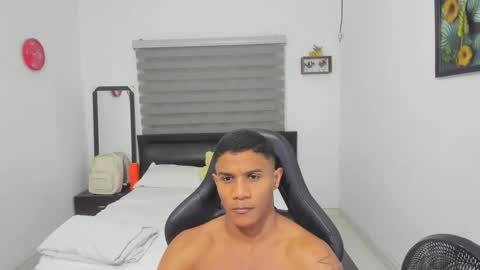 Ethan  online show from January 16, 11:07 pm