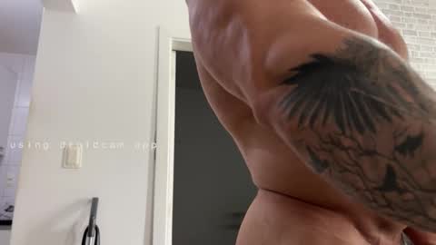 couplemuscle40 online show from March 2, 1:51 pm