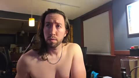 CoupleOfAces online show from June 8, 2:56 am