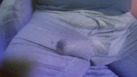 Snapshot of crazyguy777x chatting on December 16, 7:04 am crazyguy777x online show from December 16, 7:04 am