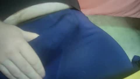 Snapshot of crazyguy777x chatting on December 11, 3:33 pm crazyguy777x online show from December 11, 3:33 pm