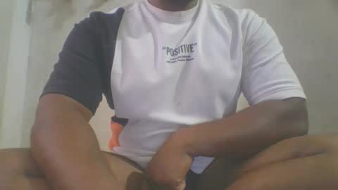 crazzy_booy online show from February 13, 5:02 am