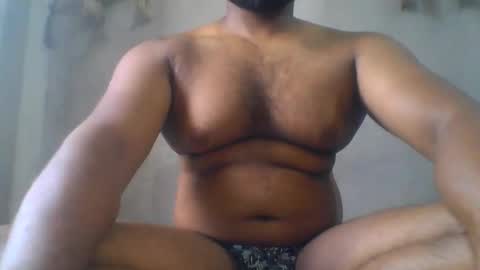 crazzy_booy online show from June 2, 3:40 am