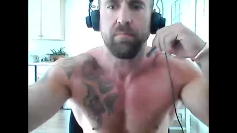 creatureofbeauty online show from April 29, 3:06 pm