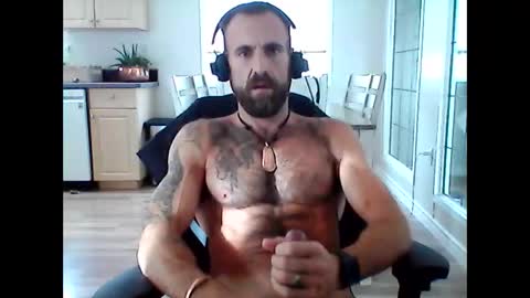 creatureofbeauty online show from November 3, 5:59 pm