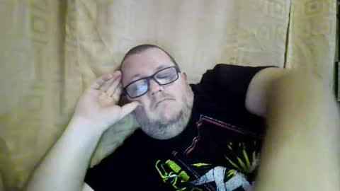 The hopeless romantic online show from January 12, 5:00 am