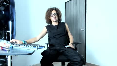 crespo sabroso online show from December 28, 2:43 am