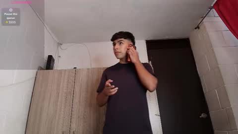 crh58_ online show from February 7, 9:20 pm