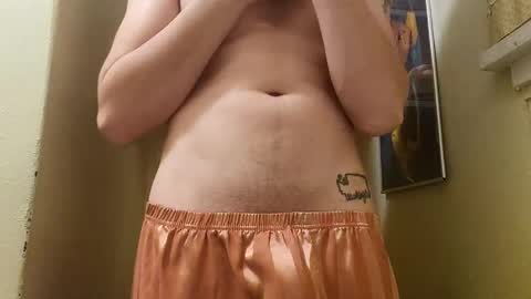 Snapshot of crimsoncolt33 chatting on February 24, 4:38 am crimsoncolt33 online show from February 24, 4:38 am